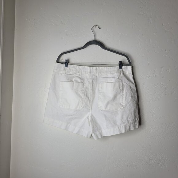 A New Day White Stretch Shorts - Picture 6 of 8